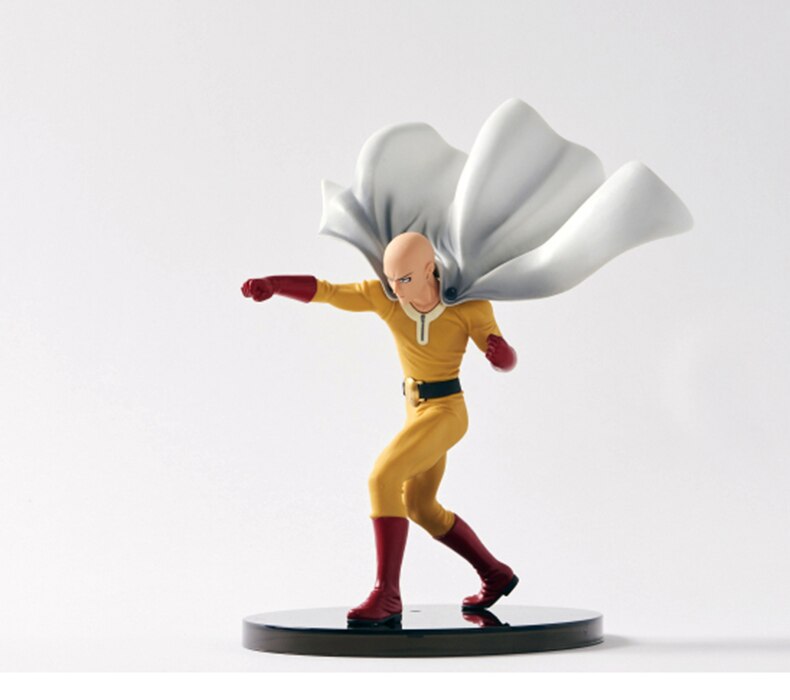 Figurine One Punch Man saitama coup de poing trois quart